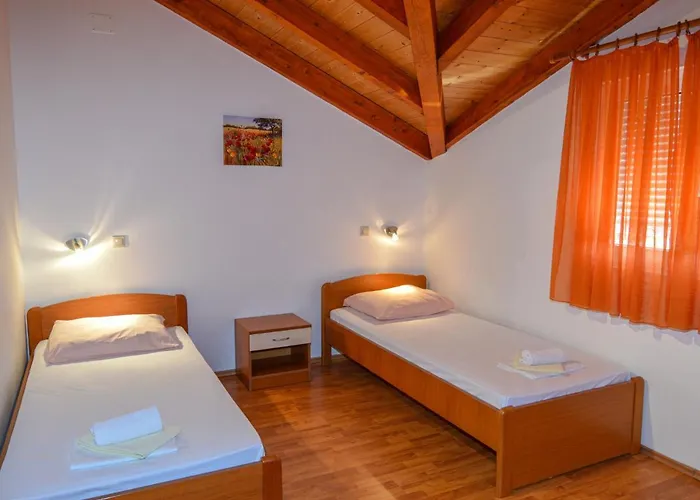 Grebastica-1 By Interhome