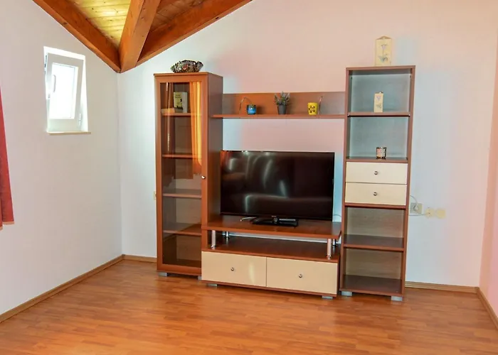 Grebastica-1 By Interhome