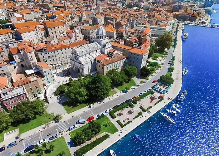 Grebastica-1 By Interhome *